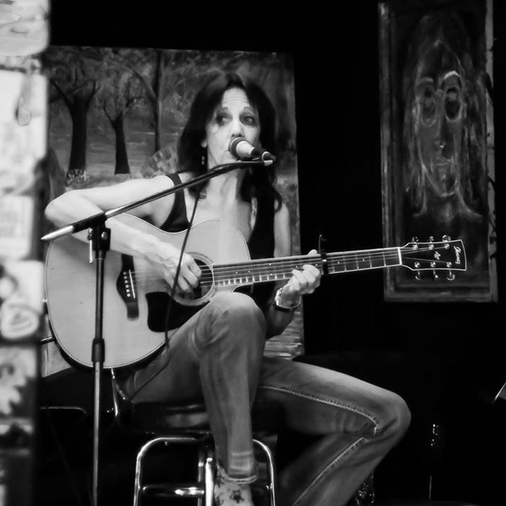 Katrina Performing at the Cove